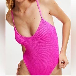 Good American Always Fits one-Piece Swimsuit